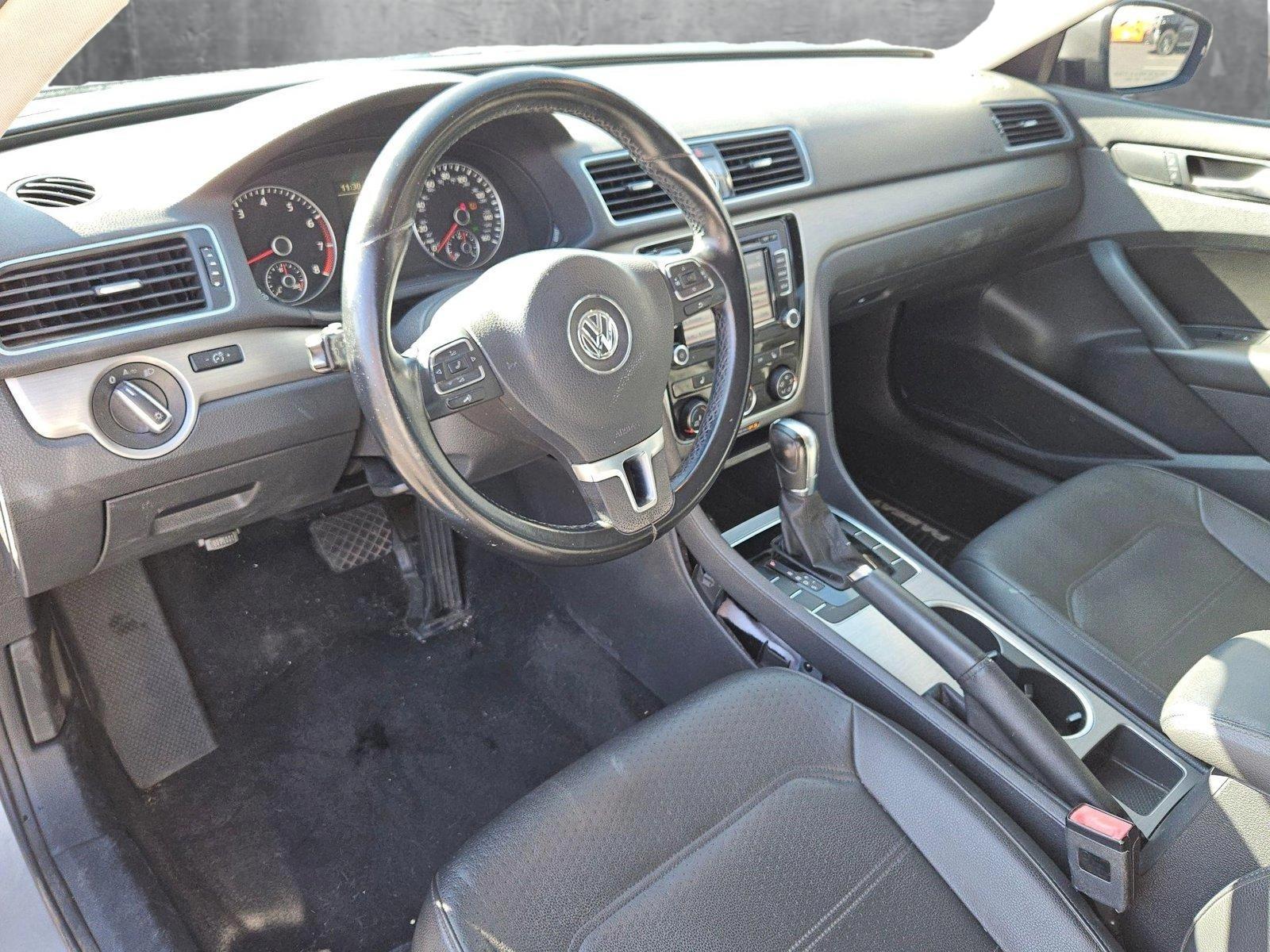 2014 Volkswagen PASSV Vehicle Photo in GILBERT, AZ 85297-0446