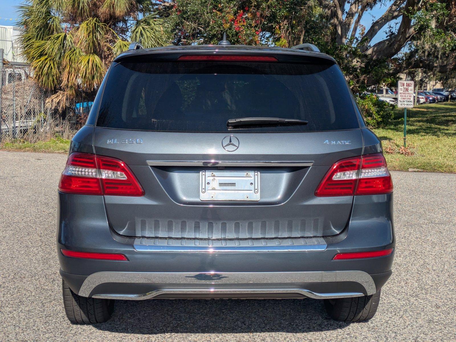 2012 Mercedes-Benz M-Class Vehicle Photo in Sarasota, FL 34231