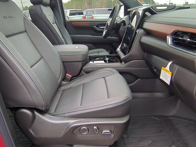 2025 GMC Yukon Vehicle Photo in ALBERTVILLE, AL 35950-0246