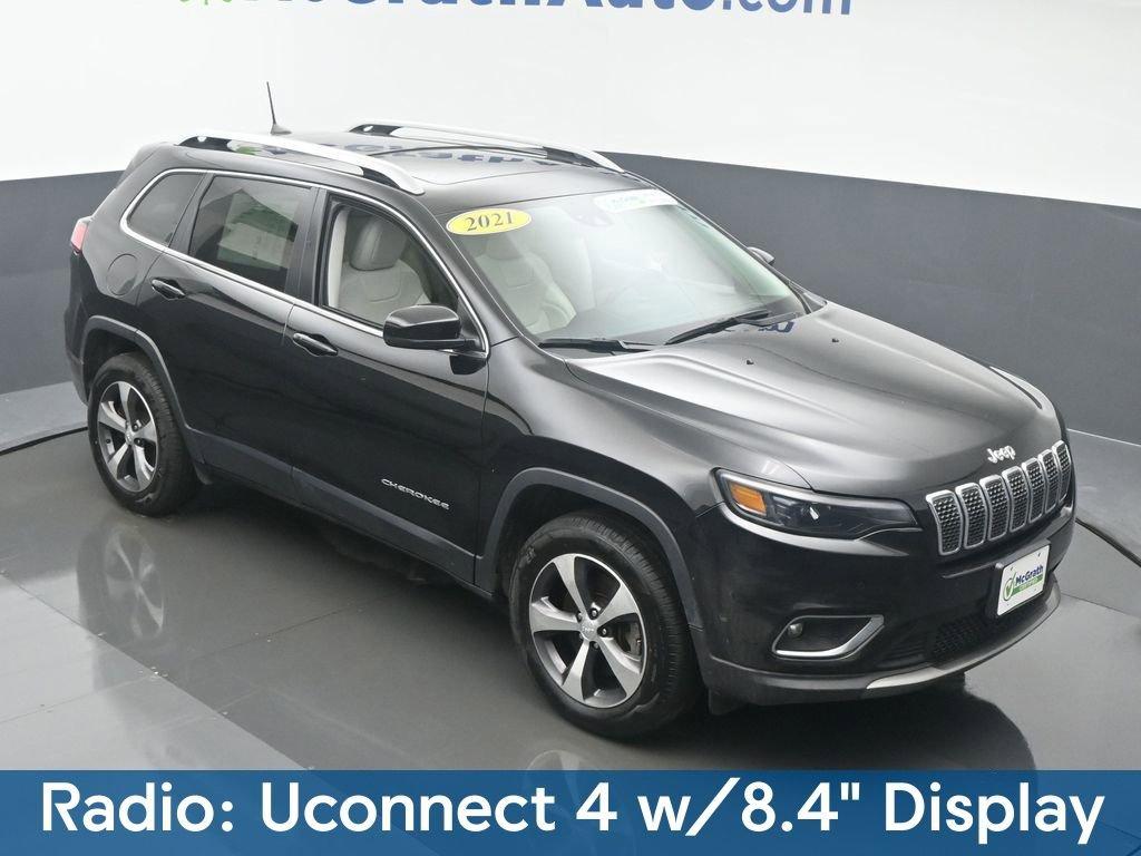 2021 Jeep Cherokee Vehicle Photo in Cedar Rapids, IA 52402