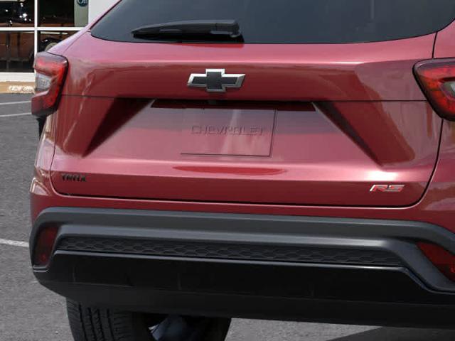2025 Chevrolet Trax Vehicle Photo in MOON TOWNSHIP, PA 15108-2571