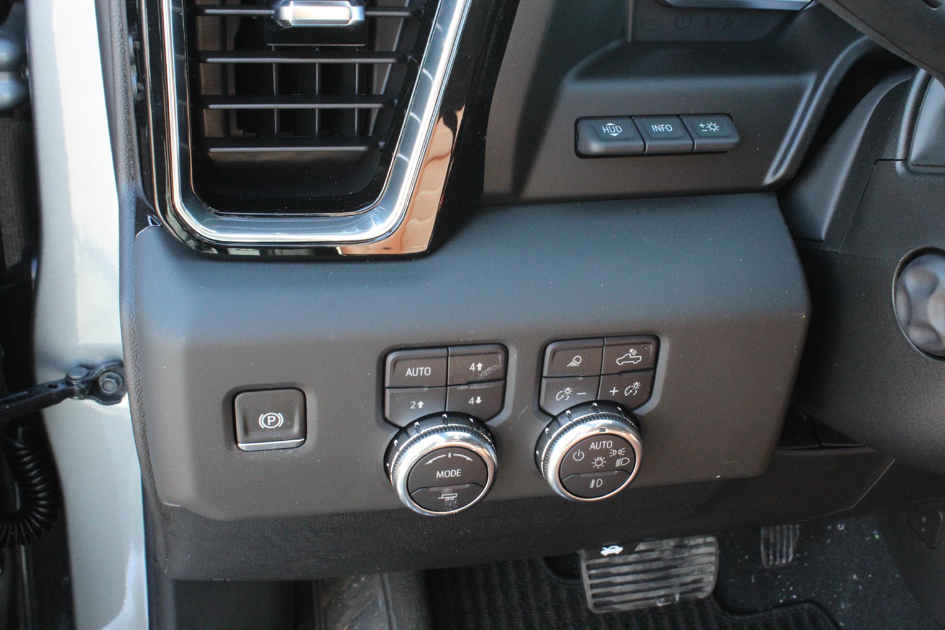 2025 GMC Sierra 1500 Vehicle Photo in AURORA, CO 80012-4011