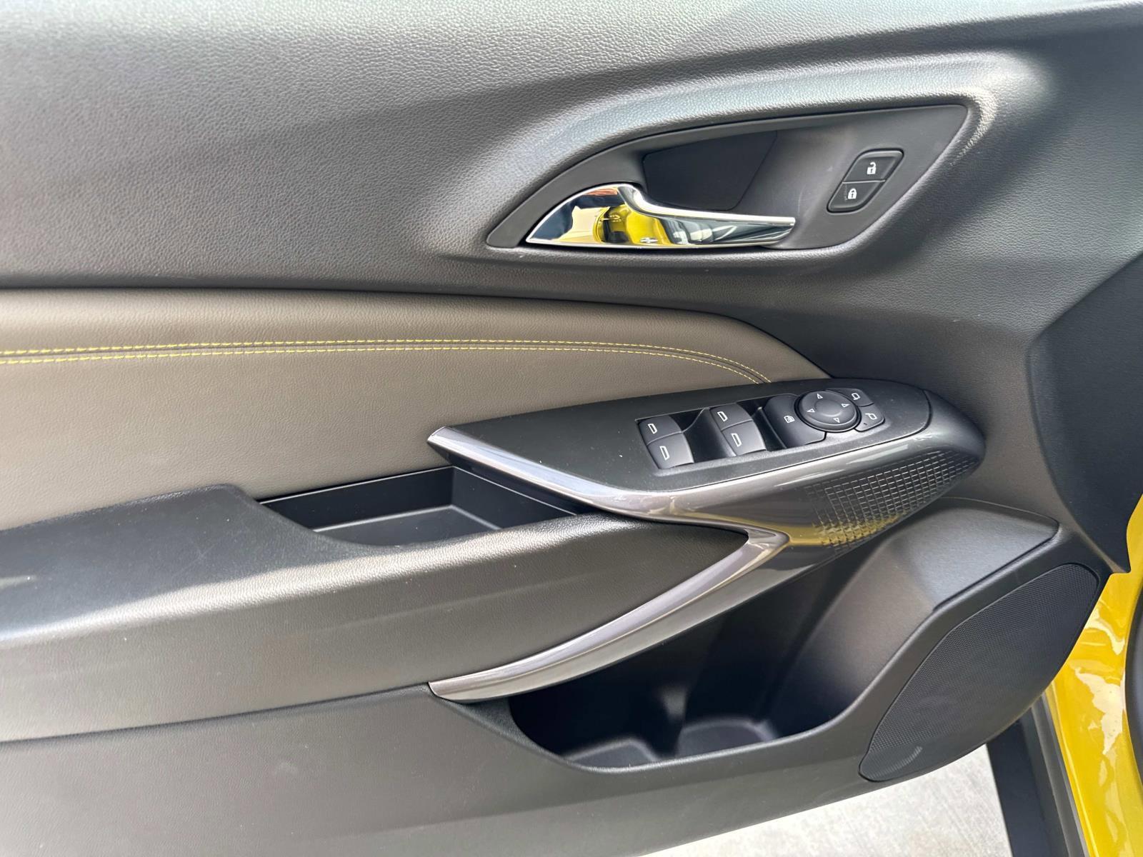 2025 Chevrolet Trax Vehicle Photo in LOS ANGELES, CA 90007-3794