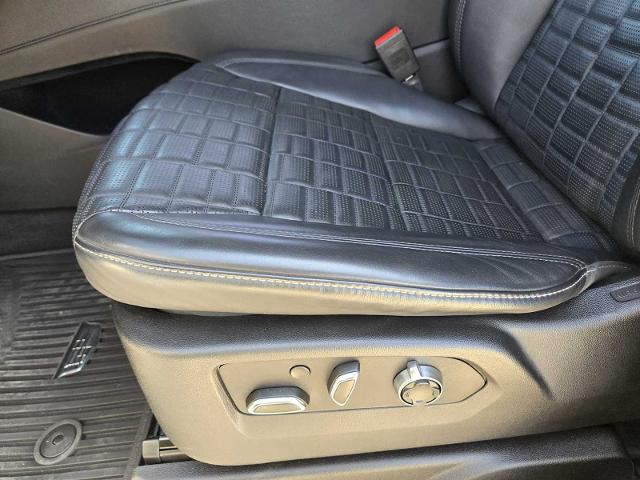 2023 Cadillac Escalade Vehicle Photo in DENTON, TX 76210-9321