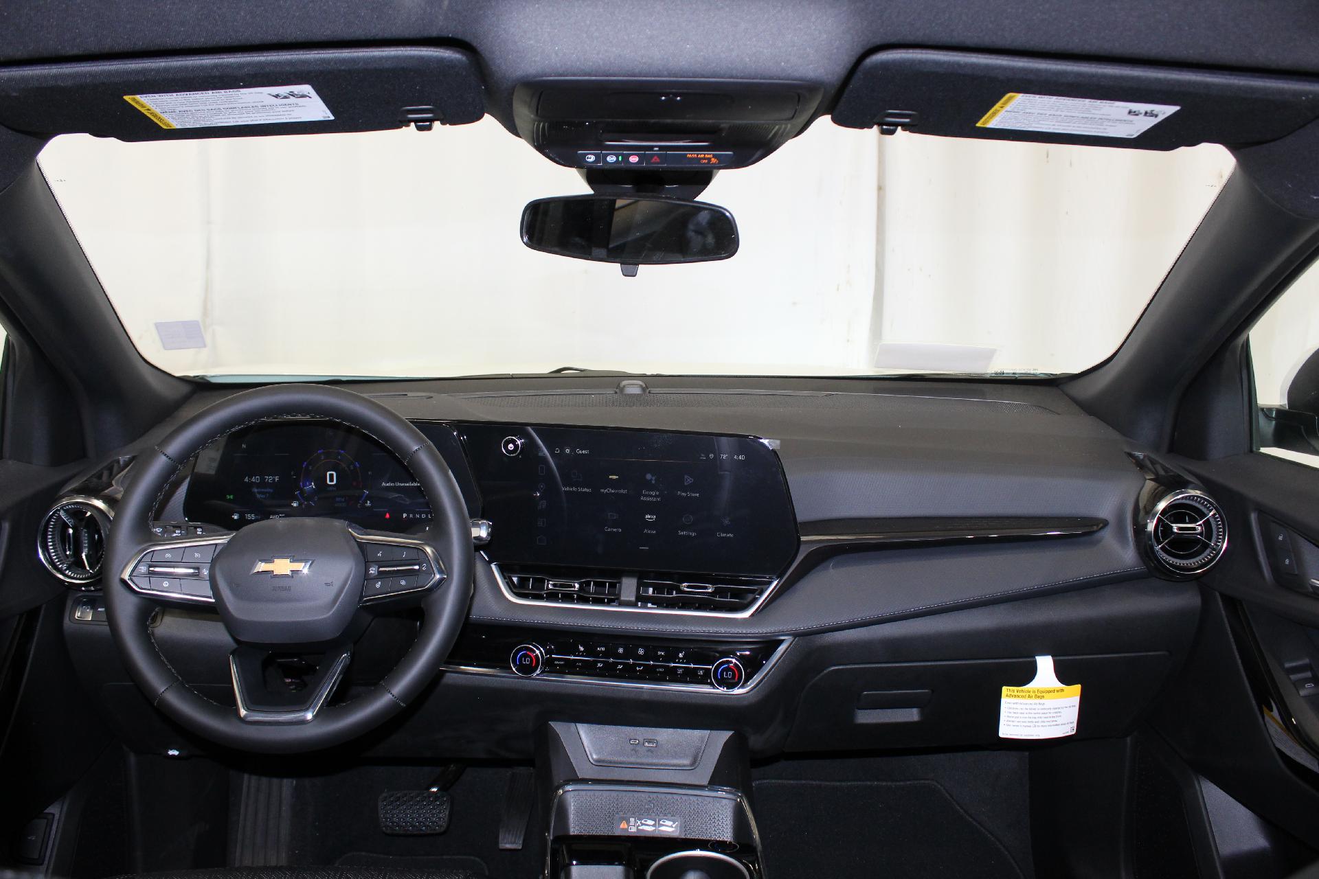 2025 Chevrolet Equinox Vehicle Photo in NORTHAMPTON, MA 01060-1120