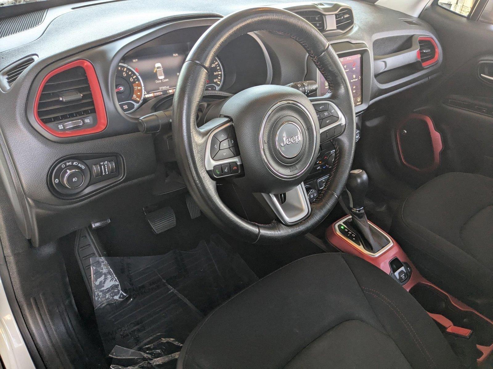 2019 Jeep Renegade Vehicle Photo in Valencia, CA 91355