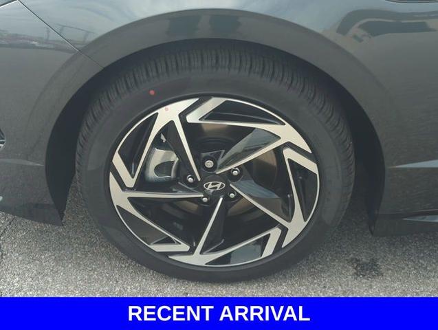 2025 Hyundai SONATA Vehicle Photo in Merrillville, IN 46410