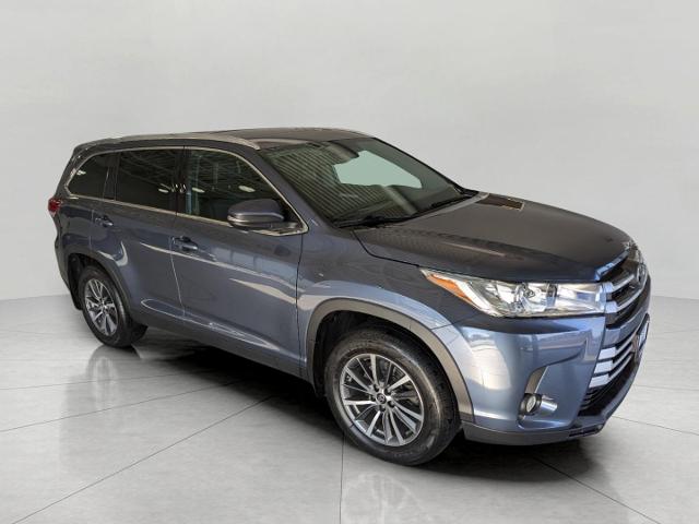 2019 Toyota Highlander Vehicle Photo in Oshkosh, WI 54901