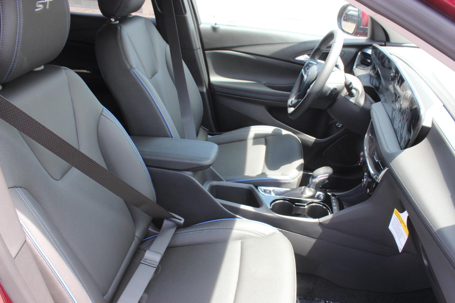 2025 Buick Encore GX Vehicle Photo in AURORA, CO 80012-4011