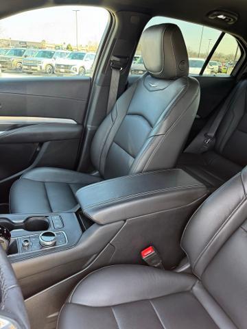 2022 Cadillac XT4 Vehicle Photo in Peoria, IL 61615