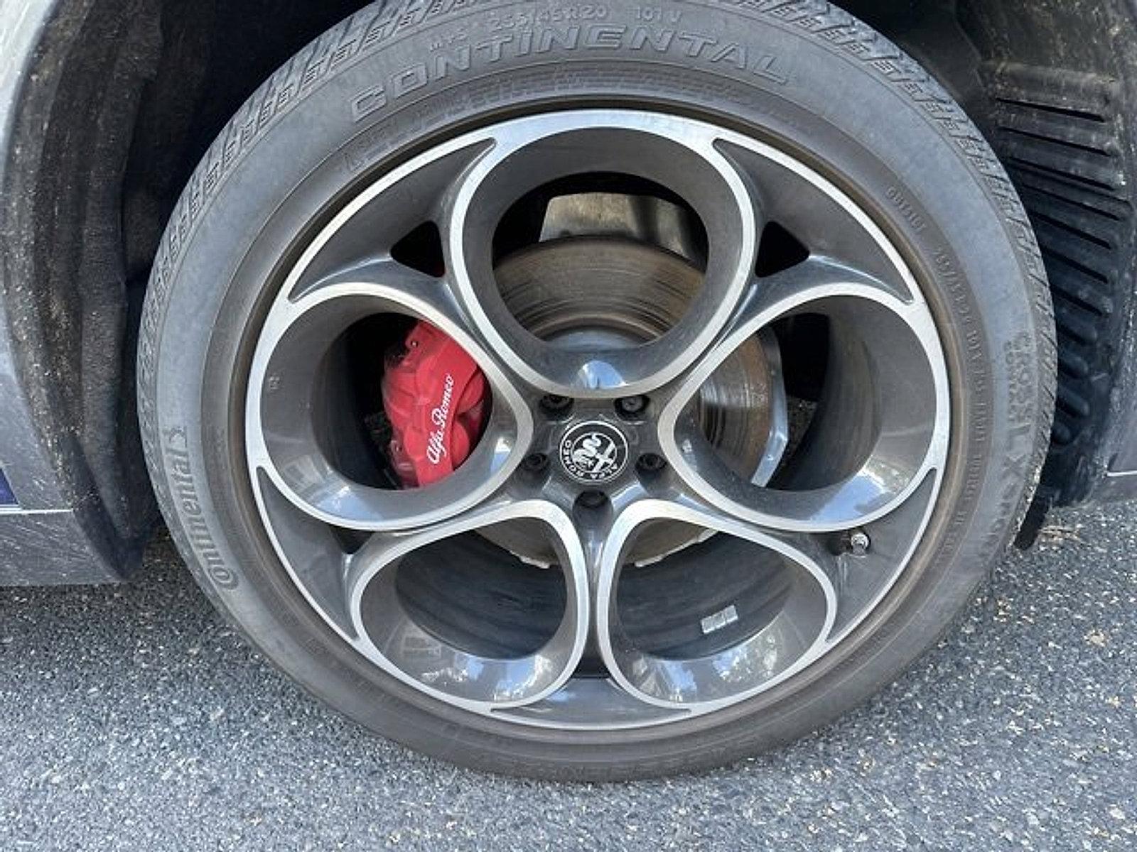 2022 Alfa Romeo Stelvio Vehicle Photo in Willow Grove, PA 19090
