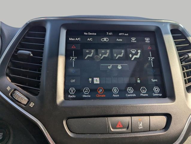 2022 Jeep Cherokee Vehicle Photo in Oshkosh, WI 54901
