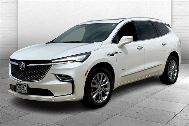 2024 Buick Enclave Vehicle Photo in TOPEKA, KS 66609-0000