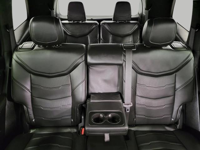 2024 Cadillac XT6 Vehicle Photo in GREEN BAY, WI 54303-3330