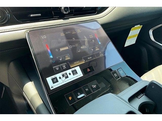 2025 INFINITI QX80 Vehicle Photo in San Antonio, TX 78230