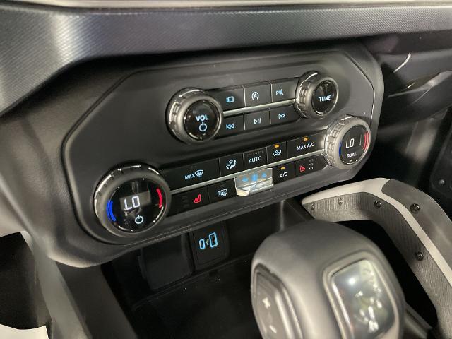 2023 Ford Bronco Vehicle Photo in GILBERT, AZ 85297-0402