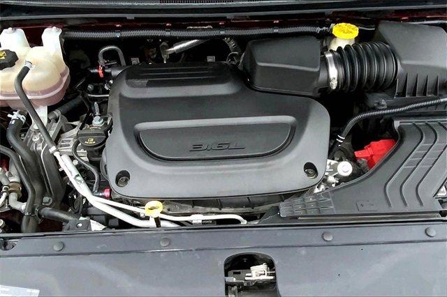2021 Chrysler Pacifica Vehicle Photo in TOPEKA, KS 66609-0000