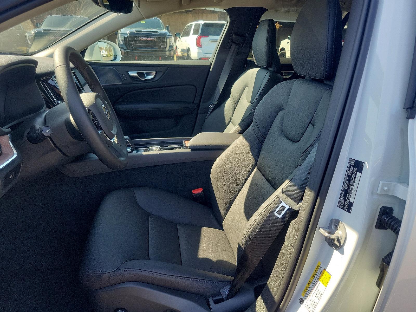 2024 Volvo V60 Cross Country Vehicle Photo in Trevose, PA 19053