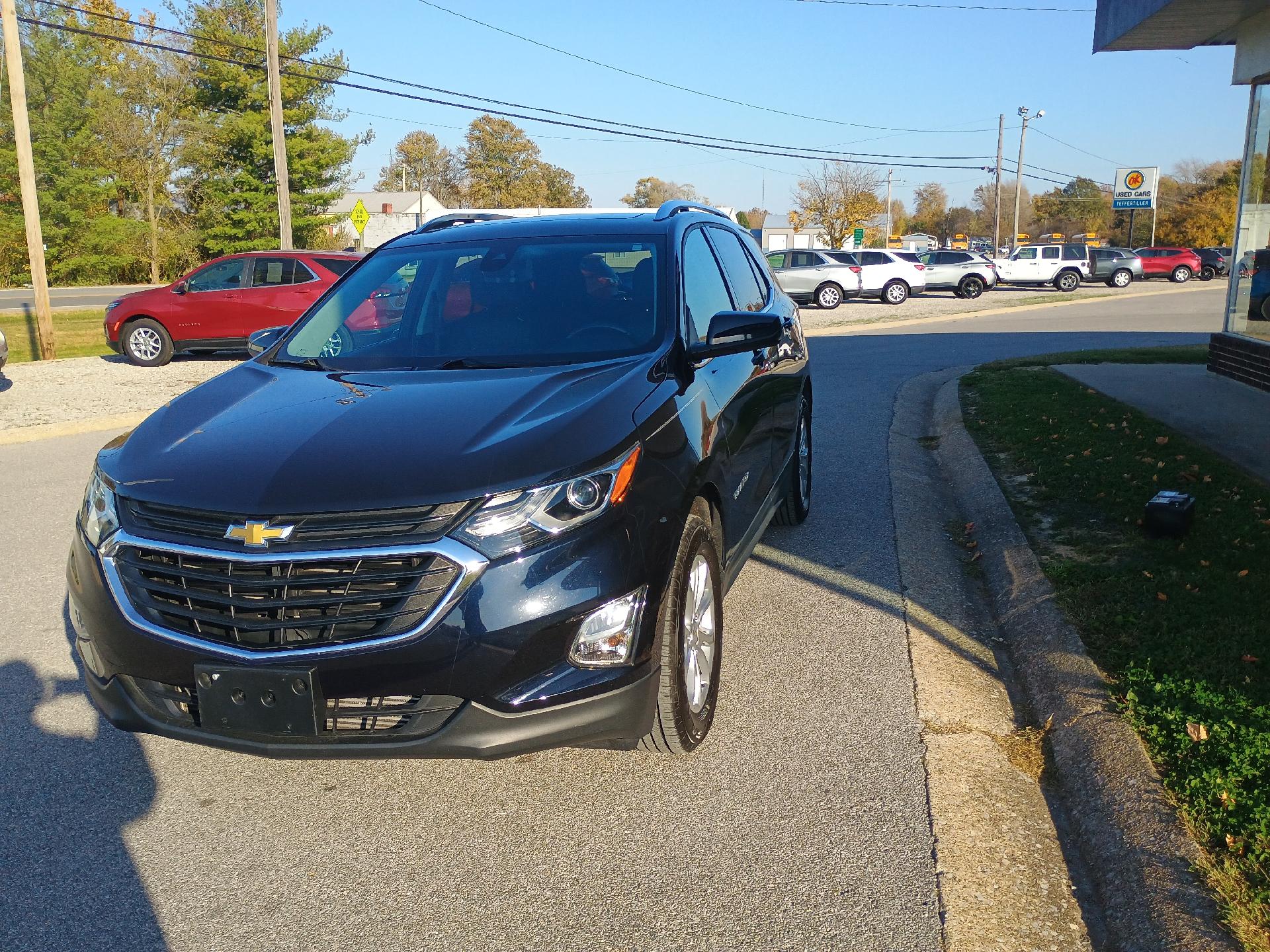 Used 2020 Chevrolet Equinox LT with VIN 2GNAXUEV6L6184925 for sale in Mcleansboro, IL