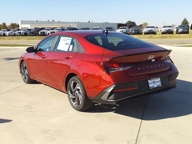 2025 Hyundai ELANTRA Vehicle Photo in Peoria, IL 61615