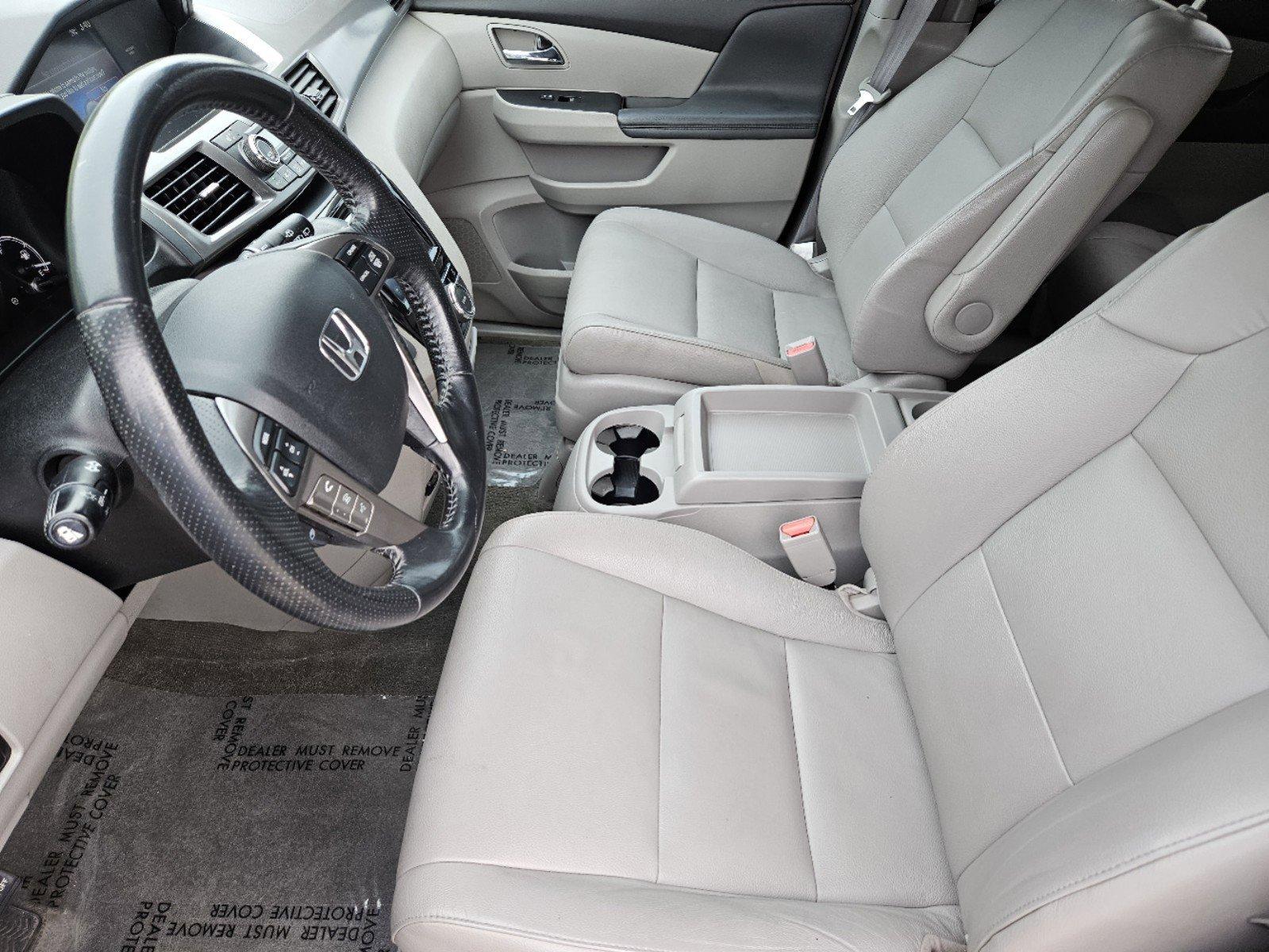 2016 Honda Odyssey Vehicle Photo in FORT WORTH, TX 76132