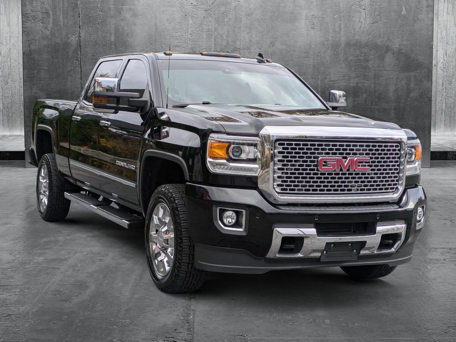 2017 GMC Sierra 2500HD Vehicle Photo in SPOKANE, WA 99212-2978