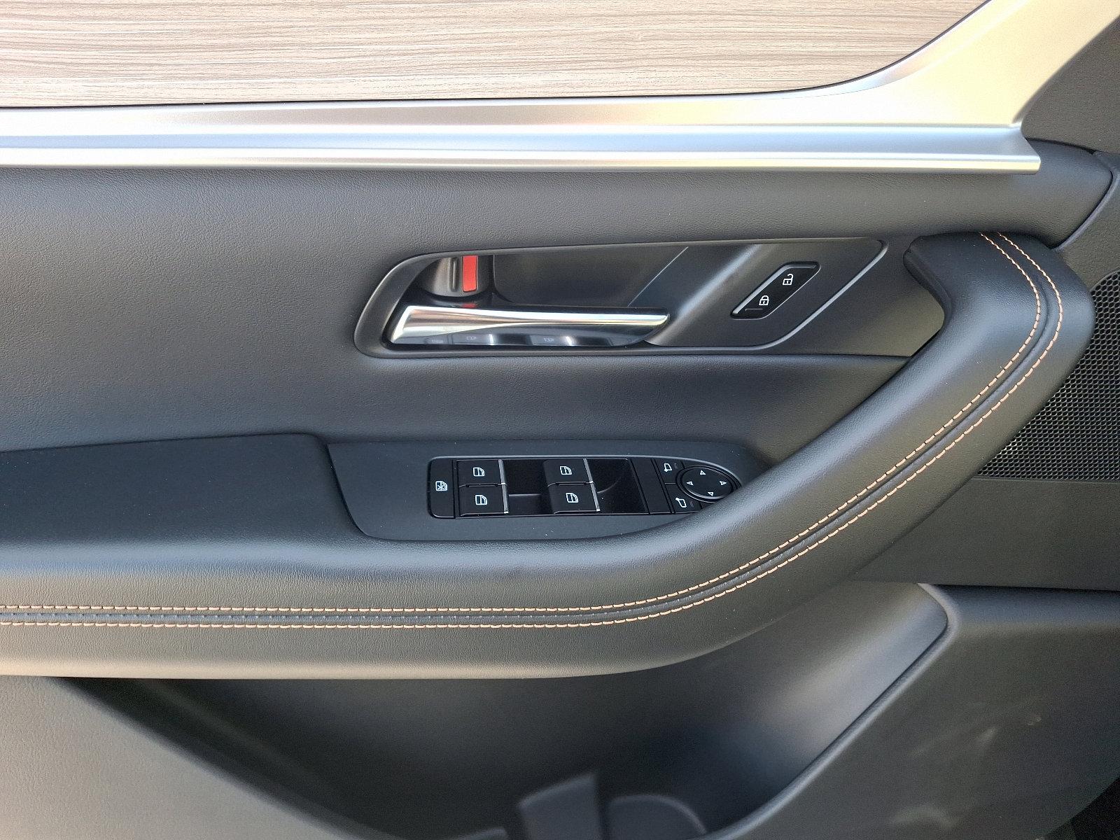 2025 Mazda CX-90 PHEV Vehicle Photo in Harrisburg, PA 17111