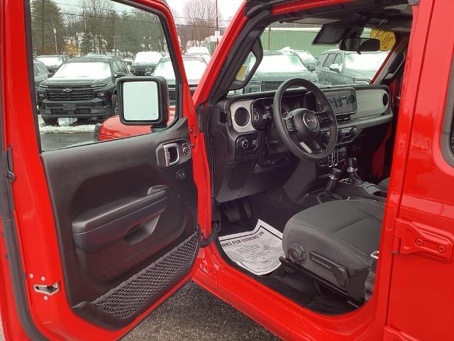 2024 Jeep Wrangler Vehicle Photo in Gardner, MA 01440