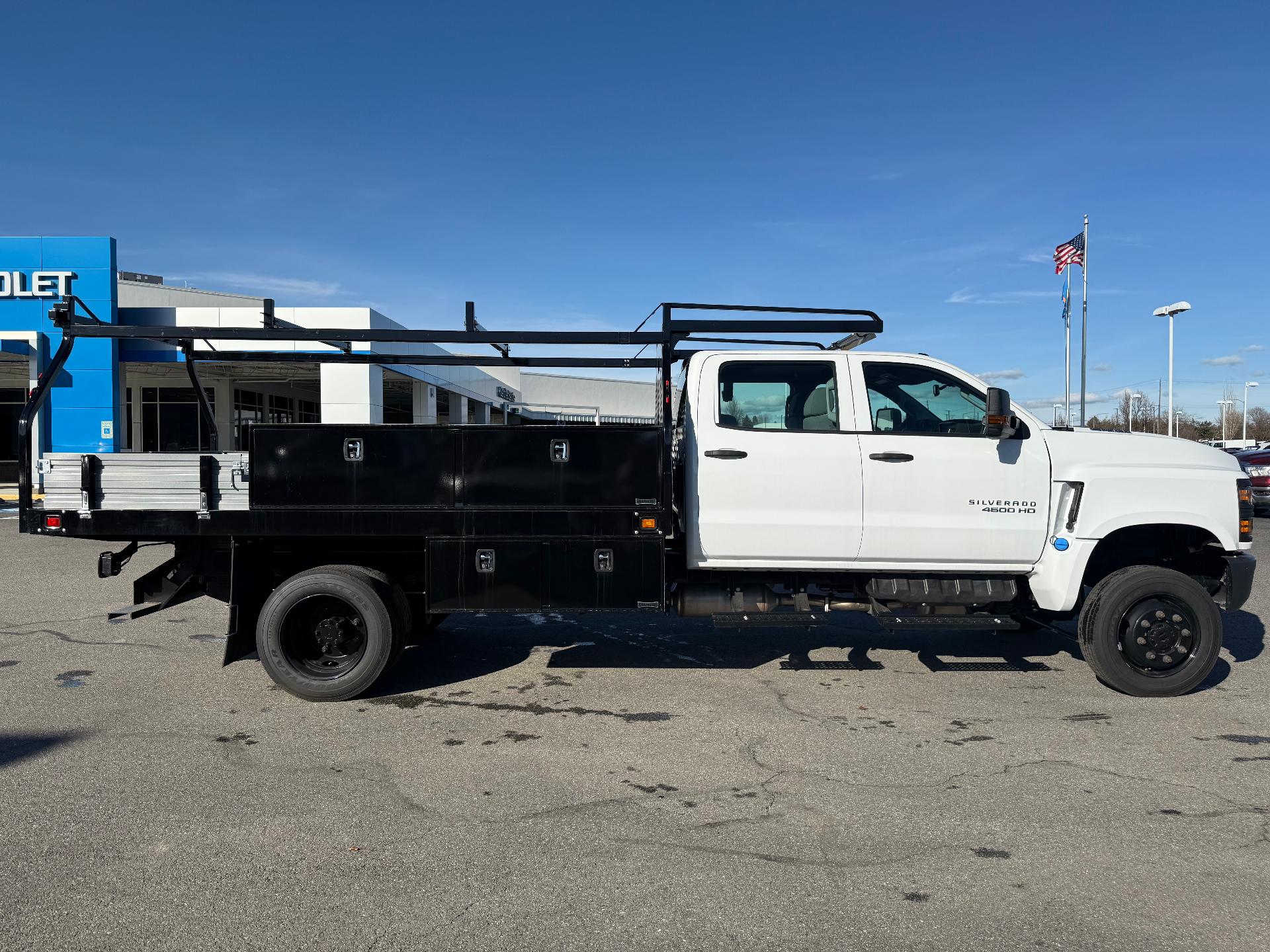 2023 Chevrolet Silverado 4500 HD Vehicle Photo in POST FALLS, ID 83854-5365