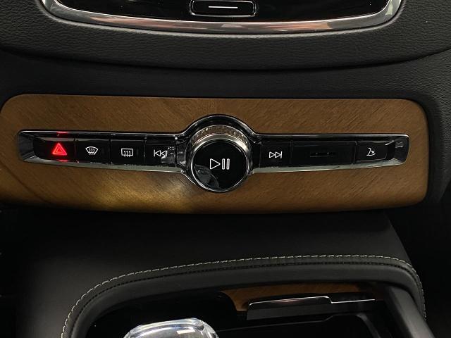 2020 Volvo XC90 Vehicle Photo in Appleton, WI 54913