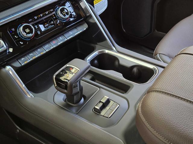 2025 GMC Sierra 1500 Vehicle Photo in DALLAS, TX 75209-3016