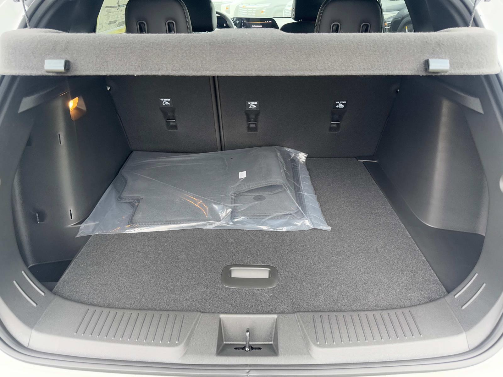 2025 Chevrolet Trax Vehicle Photo in LOS ANGELES, CA 90007-3794