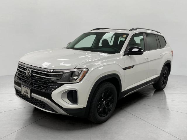2025 Volkswagen Atlas Vehicle Photo in Appleton, WI 54913