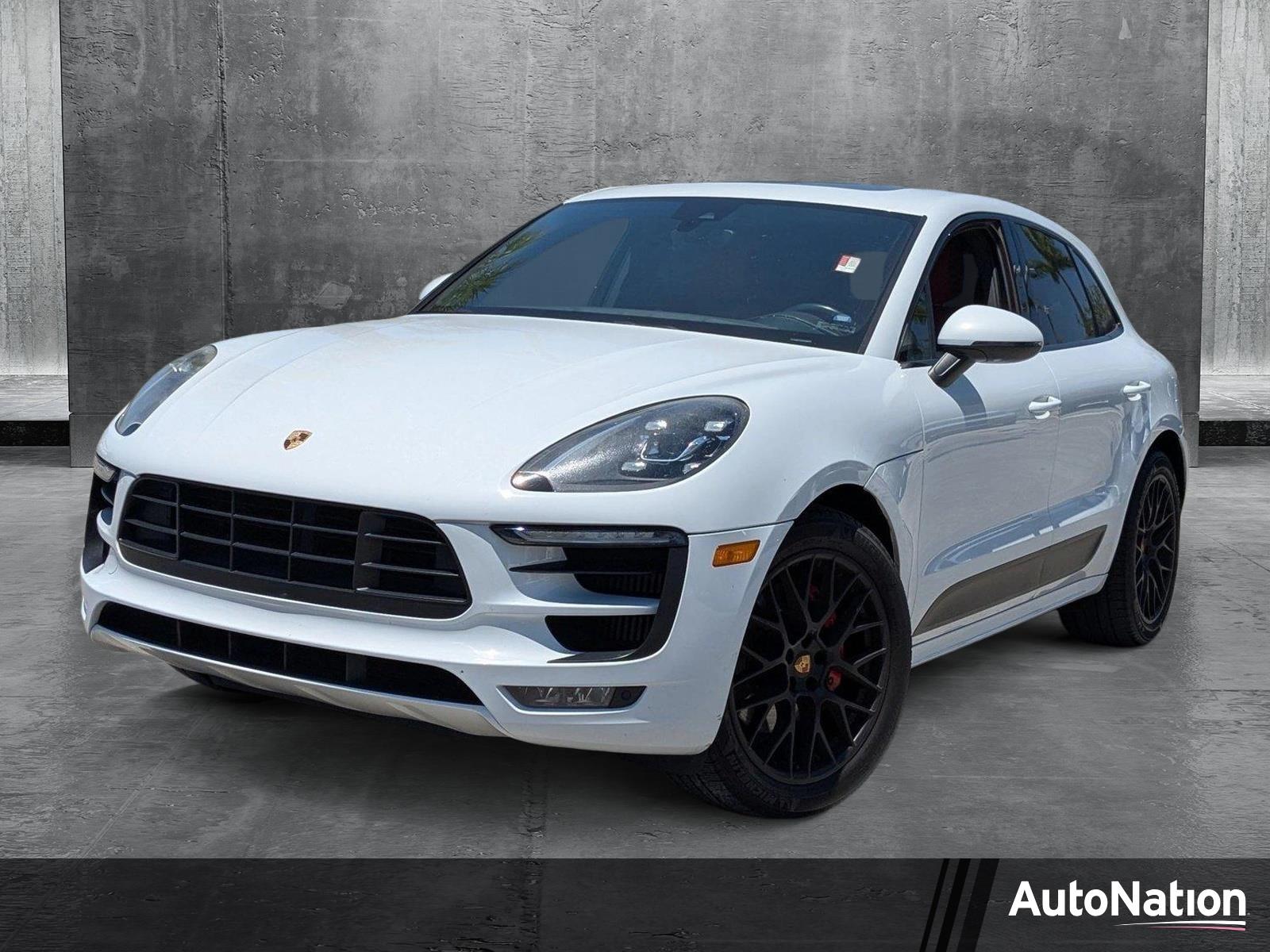 2017 Porsche Macan Vehicle Photo in Miami, FL 33169