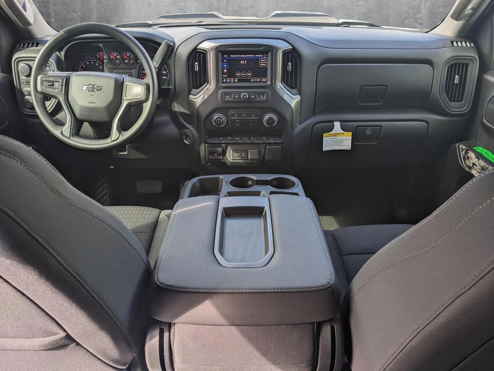 2025 Chevrolet Silverado 1500 Vehicle Photo in GREENACRES, FL 33463-3207