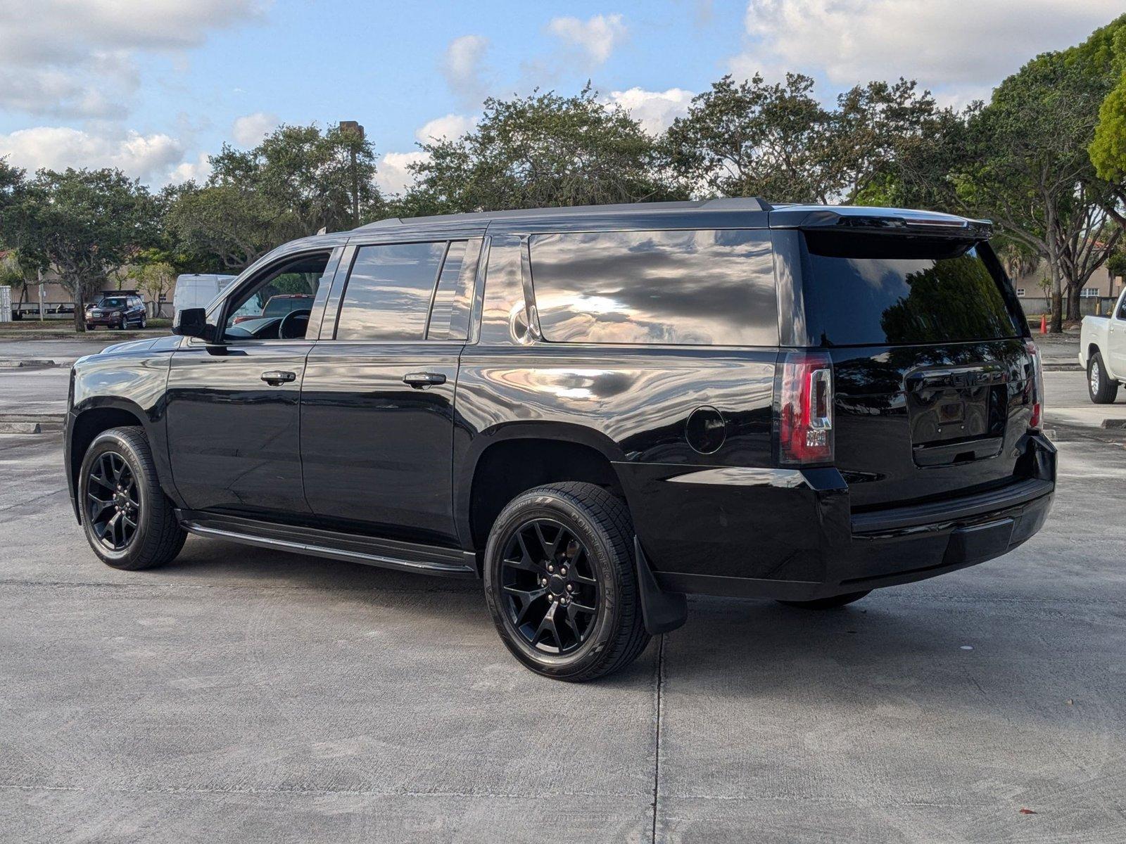 2020 GMC Yukon XL Vehicle Photo in Pembroke Pines , FL 33084