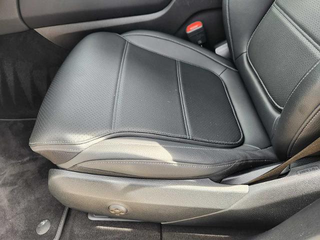 2025 Mercedes-Benz GLC Vehicle Photo in HOUSTON, TX 77079