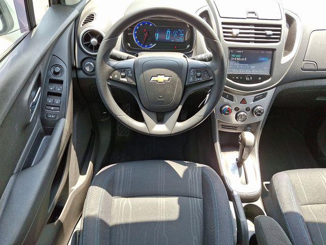 2016 Chevrolet Trax Vehicle Photo in DANBURY, CT 06810-5034