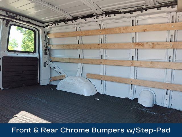 2023 Chevrolet Express Cargo 2500 Vehicle Photo in PAWLING, NY 12564-3219