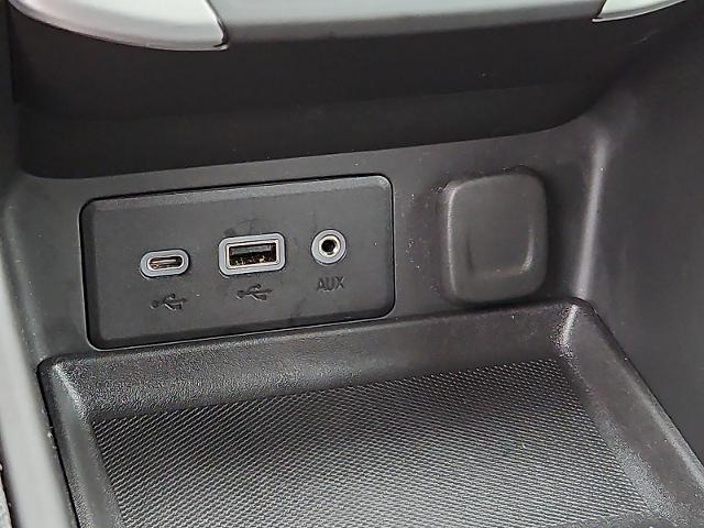 2022 GMC Terrain Vehicle Photo in TREVOSE, PA 19053-4984