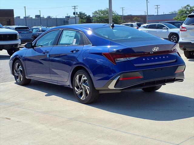 2025 Hyundai ELANTRA Vehicle Photo in Peoria, IL 61615