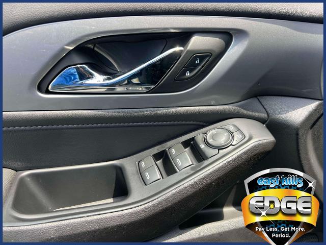 2023 Chevrolet Traverse Vehicle Photo in Roslyn, NY 11576