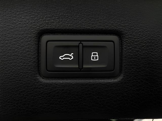 2025 Audi Q7 Vehicle Photo in Appleton, WI 54913