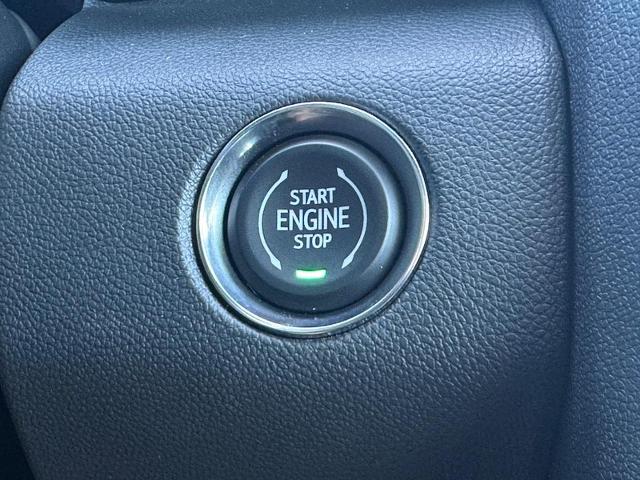 2025 GMC Acadia Vehicle Photo in COLUMBIA, MO 65203-3903