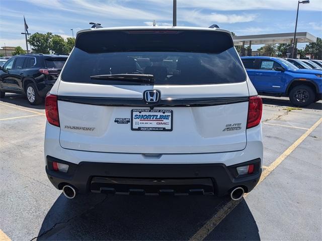2022 Honda Passport Vehicle Photo in AURORA, CO 80012-4011