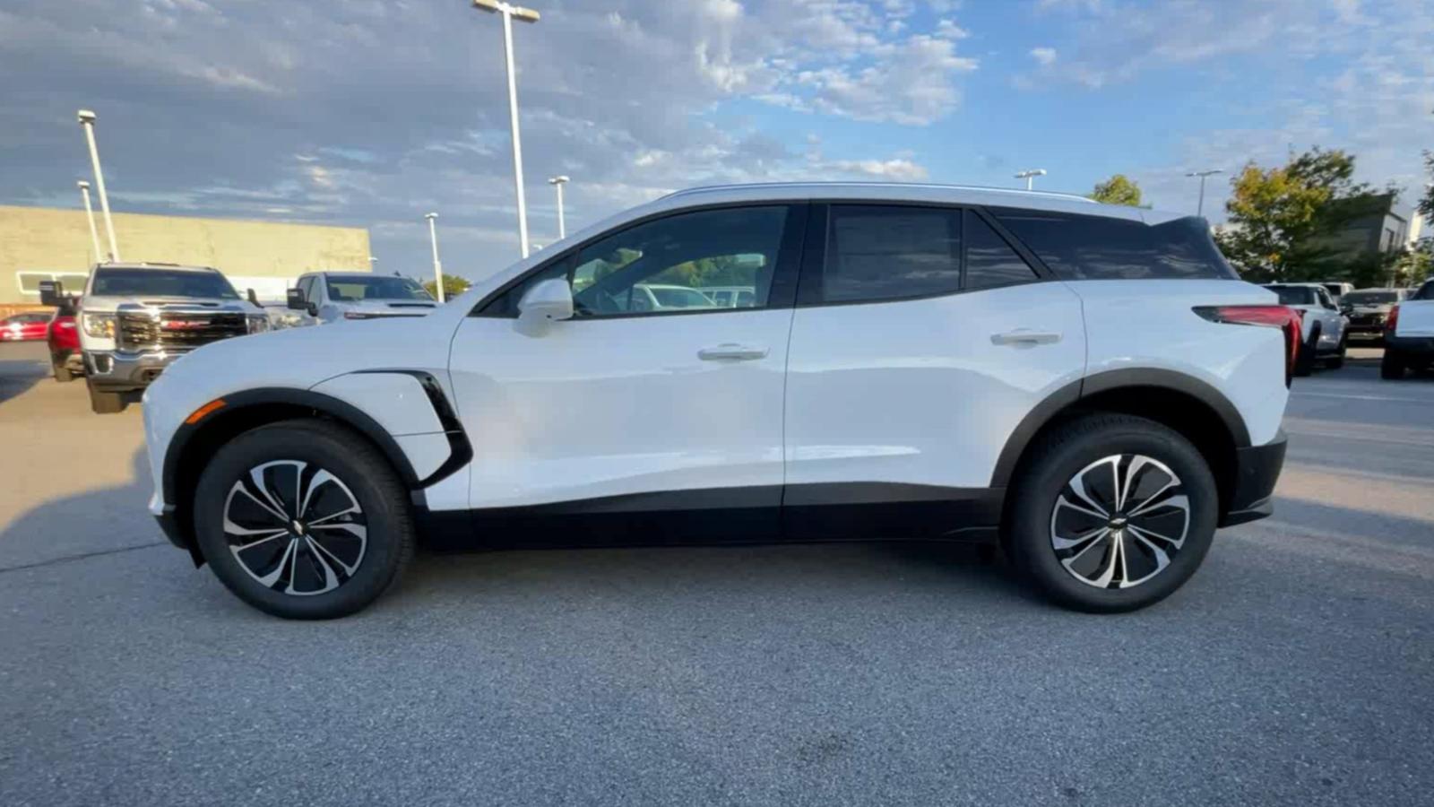 2025 Chevrolet Blazer EV Vehicle Photo in BENTONVILLE, AR 72712-4322