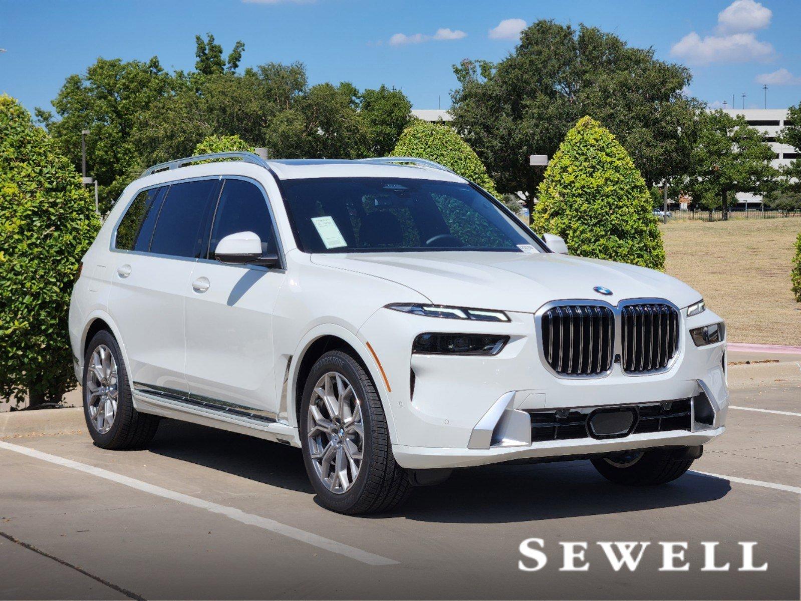 2025 BMW X7 xDrive40i Vehicle Photo in PLANO, TX 75024