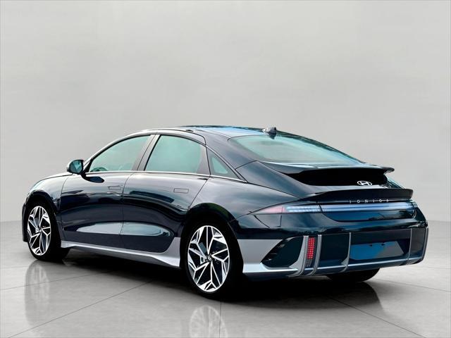 2025 Hyundai IONIQ 6 Vehicle Photo in Green Bay, WI 54304