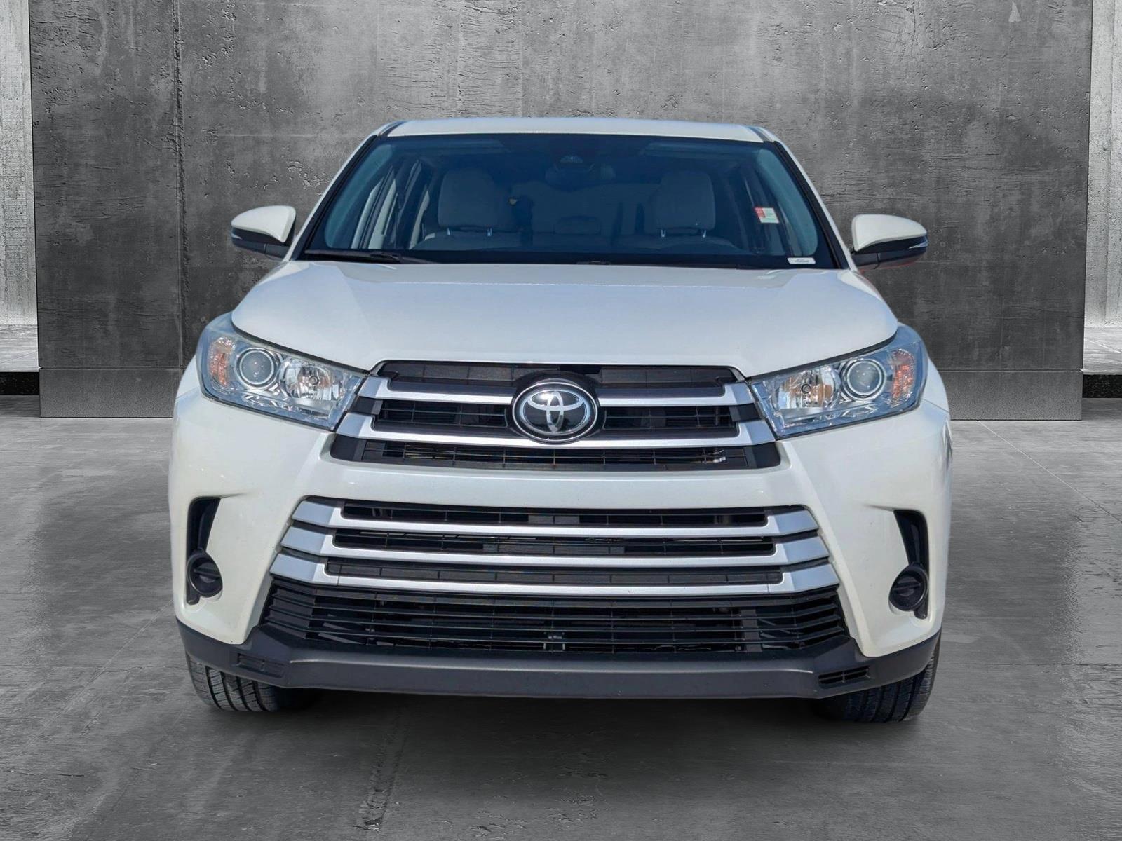 2019 Toyota Highlander Vehicle Photo in Ft. Myers, FL 33907