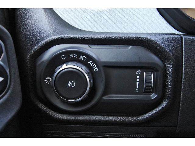 2024 Jeep Wrangler Vehicle Photo in ROSENBERG, TX 77471